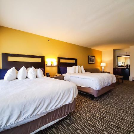 Best Western Plus Plaza Hotel Longmont Ngoại thất bức ảnh